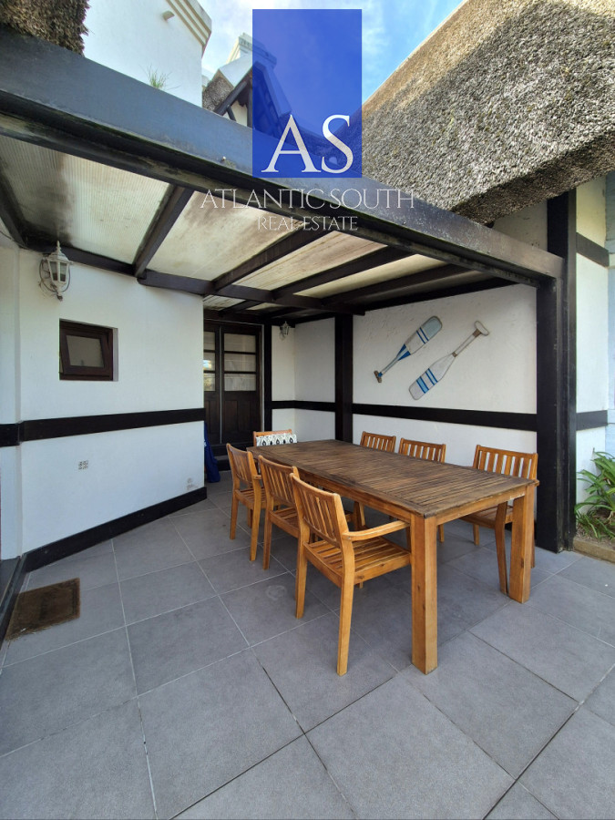 Casa ID.4599 - Casa 3 dormitorios Pinares 50mts del mar excelente estado