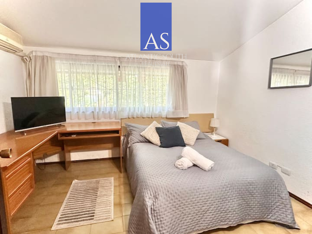 Casa ID.3392 - Mansión 7 dormitorios en Lugano Punta del Este