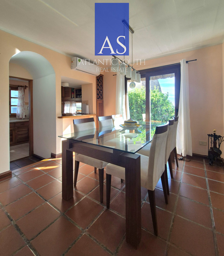 Casa ID.4599 - Casa 3 dormitorios Pinares 50mts del mar excelente estado