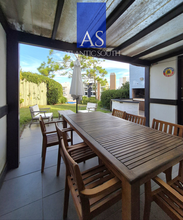 Casa ID.4599 - Casa 3 dormitorios Pinares 50mts del mar excelente estado