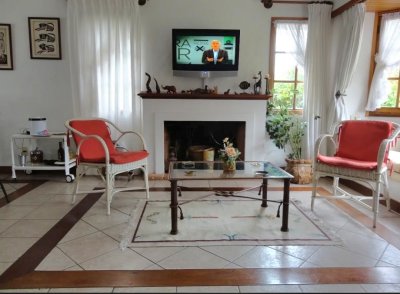 Casa 3 dormitorios Playa Mansa a 50 mts del mar
