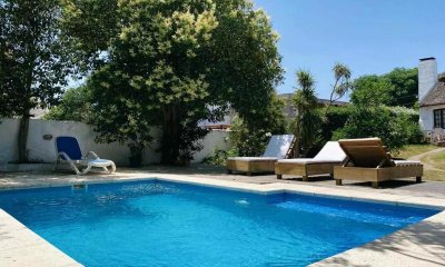 Casa 4 dormitorios en Pinares con piscina