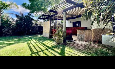VENTA: CASA 2 DORMITORIOS EN LA BOTA MALDONADO