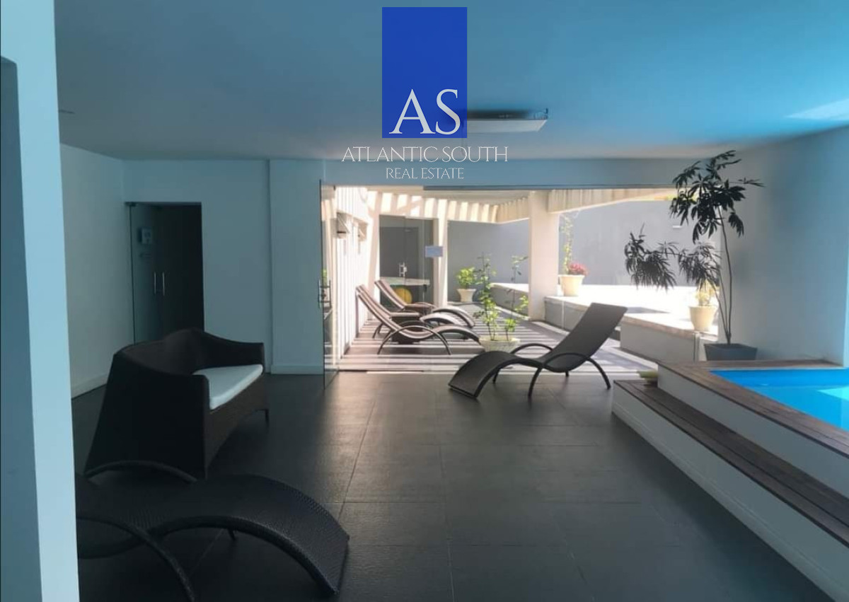 Apartamento ID.4455 - Penthouse apartamento 2 dormitorios frente al mar con azotea de uso exclusivo garage primera línea Playa Mansa Pinares Punta del Este