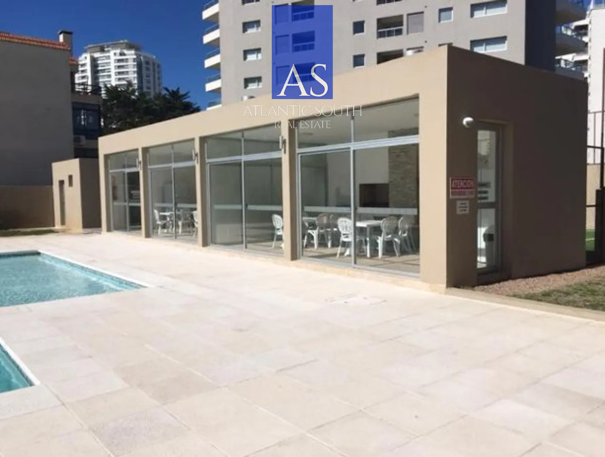 Apartamento ID.3462 - Oportunidad Moon Apartamento amplio y moderno 3 dormitorios y 3 baños con parrillero Punta del Este