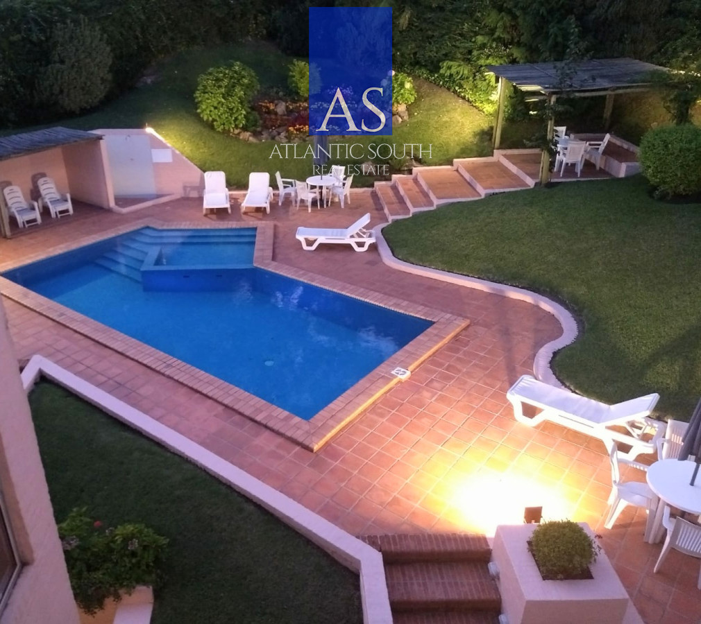 Apartamento ID.2865 - Apartamento de 2 dormitorios estufa a leña y parrillero propio en la  mansa