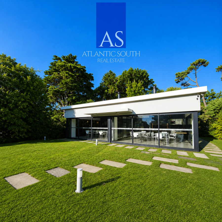Apartamento ID.4867 - Apartamento 1 dormitorio moderno cochera y terraza cercano al mar Playa Mansa Punta del Este