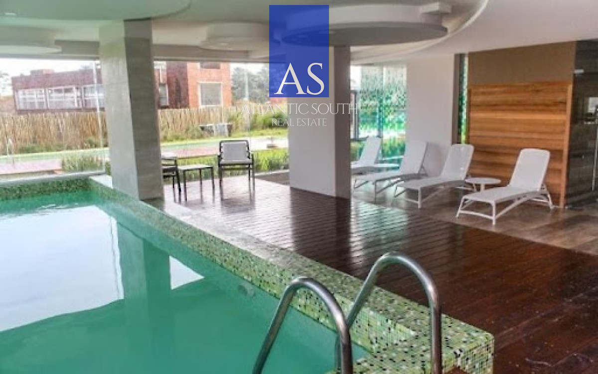 Apartamento ID.3921 - Apartamento mdoerno 2 dormitorios piso alto garage servicios bajos gastos Punta del Este