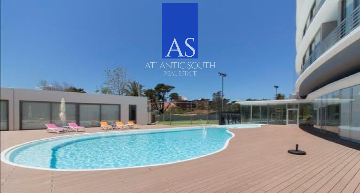 Apartamento ID.4937 - Penthouse de 3 dormitorios con vista directa al mar en Playa Mansa, Punta del Este