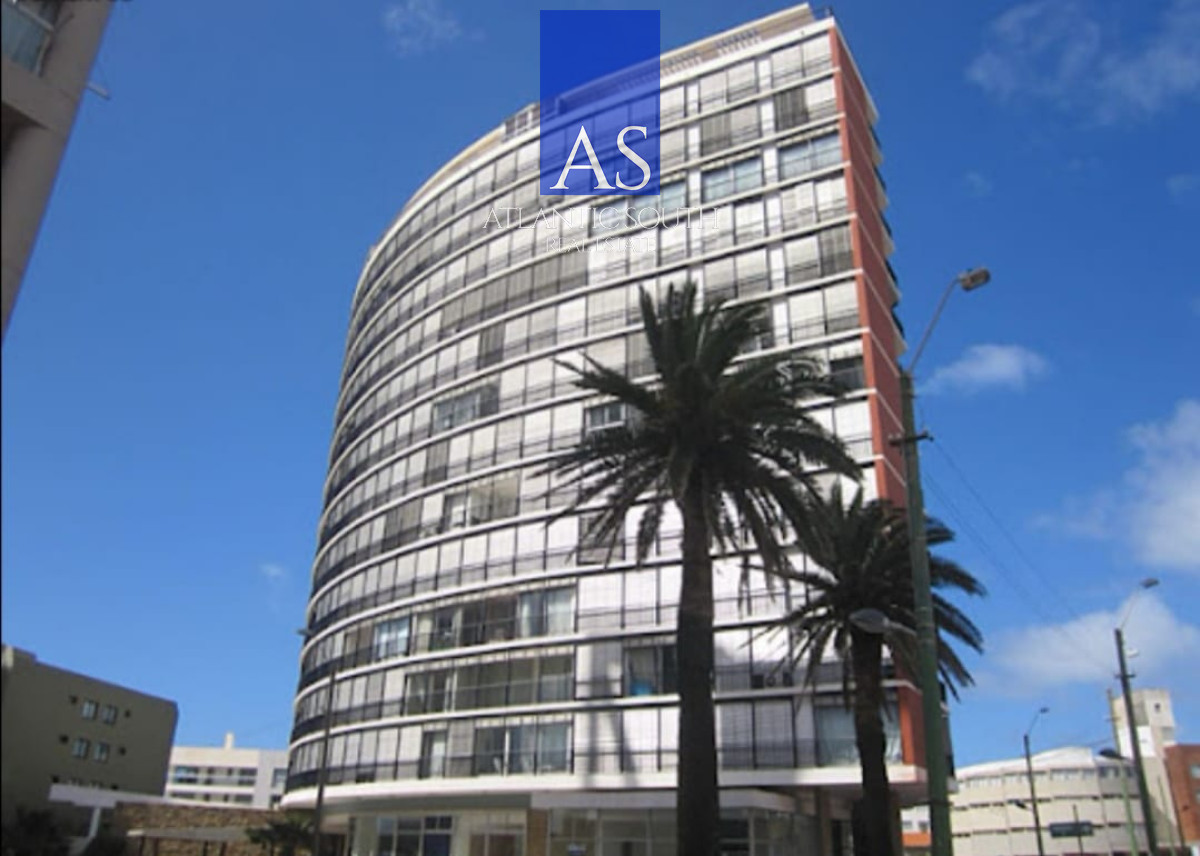 Apartamento ID.4899 - Apartamento reciclado con vista al mar a pasos del Puerto de Punta del Este