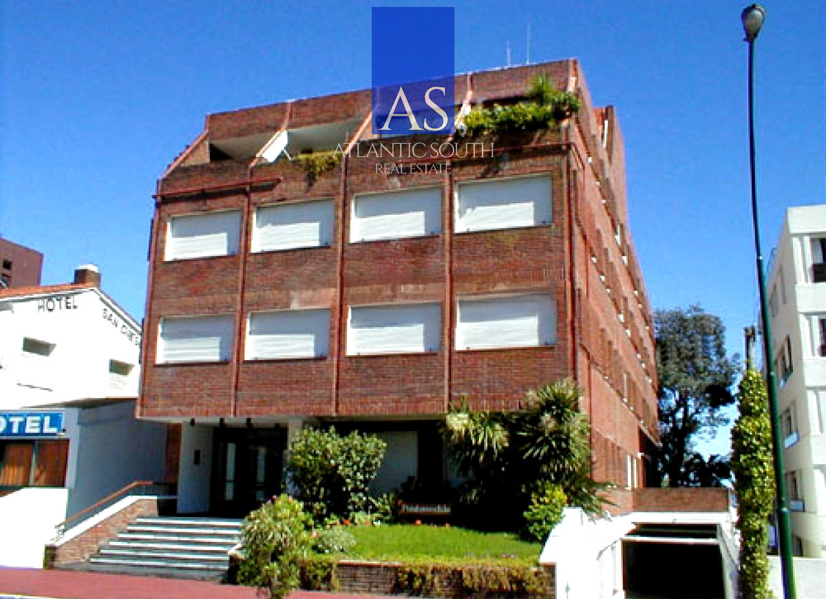 Apartamento ID.3725 - Alquiler anual 1 dormitorio en Península