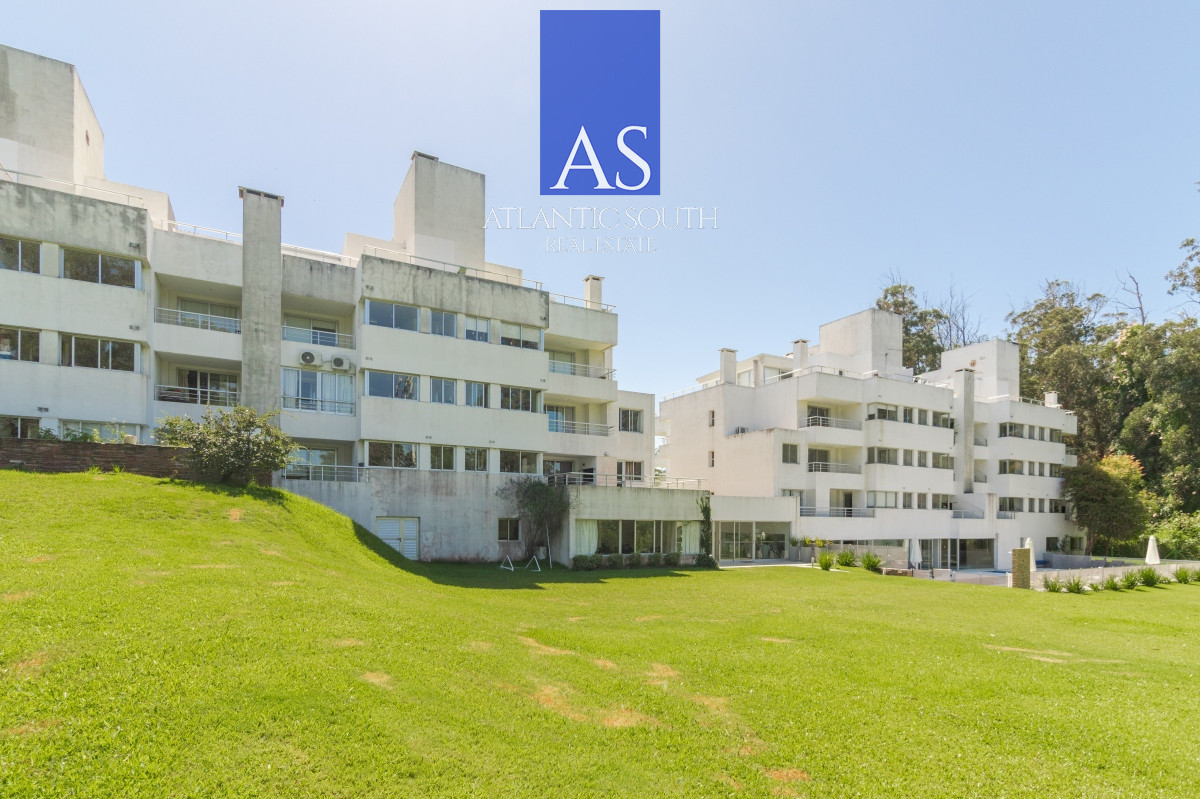 Apartamento ID.3399 - PENTHOUSE en el Golf 3 dormitorios 3 baños, gran barbacoa propia, garage y amenities