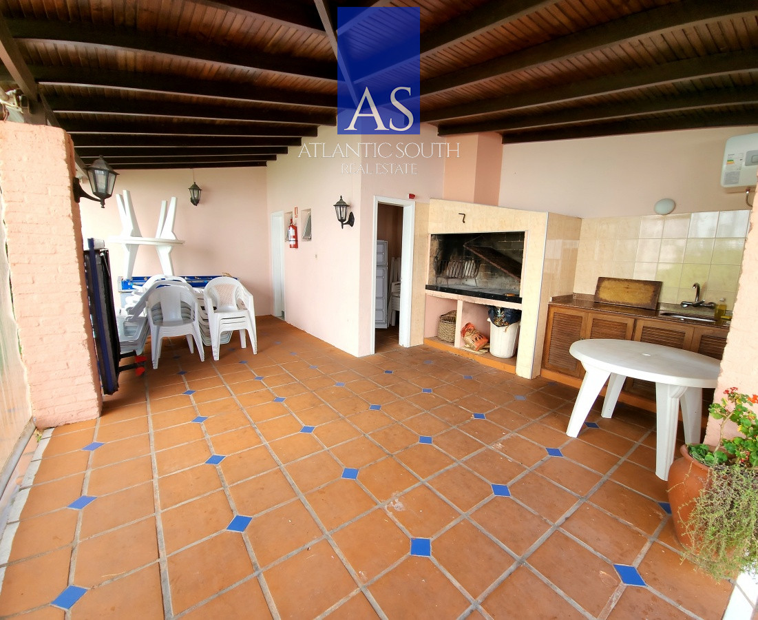 Apartamento ID.4259 - Penthouse 3 dormitorios barbacoa uso exclusivo garage piscina Playa Mansa Punta del Este