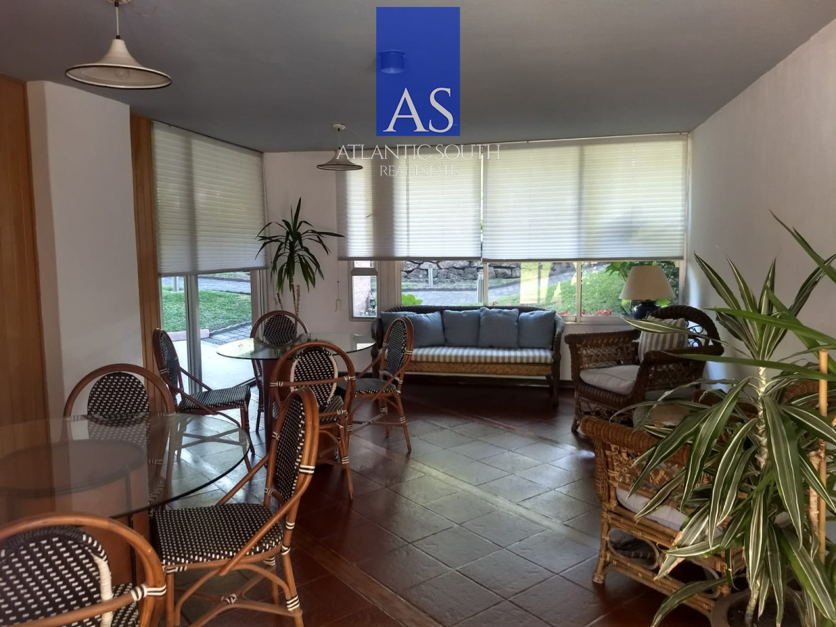 Apartamento ID.2865 - Apartamento de 2 dormitorios estufa a leña y parrillero propio en la  mansa