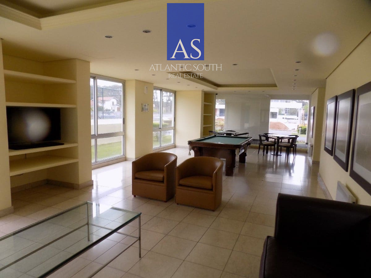 Apartamento ID.4581 - Apartamento 2 dormitorios en edificio con servicios