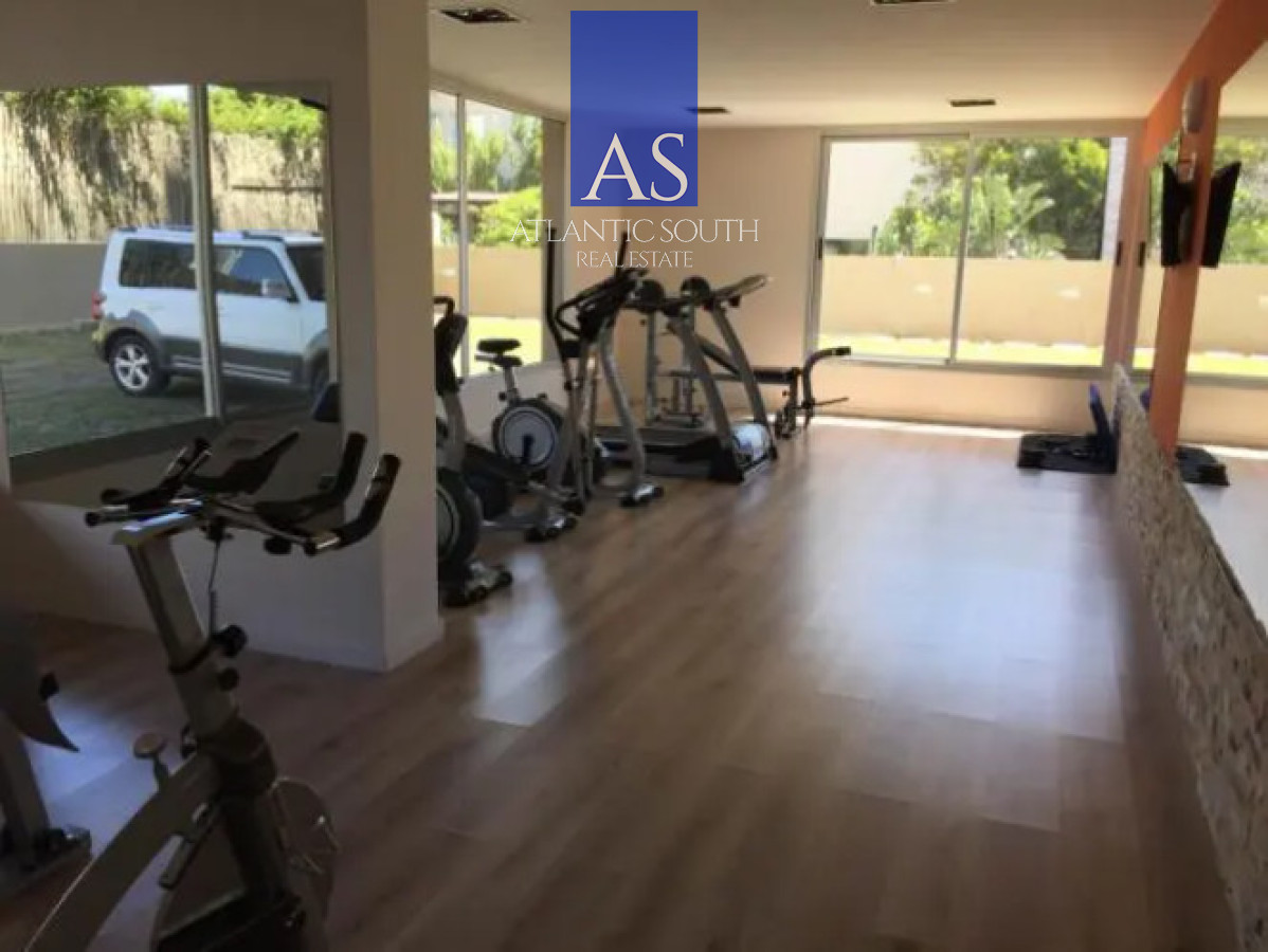 Apartamento ID.3462 - Oportunidad Moon Apartamento amplio y moderno 3 dormitorios y 3 baños con parrillero Punta del Este