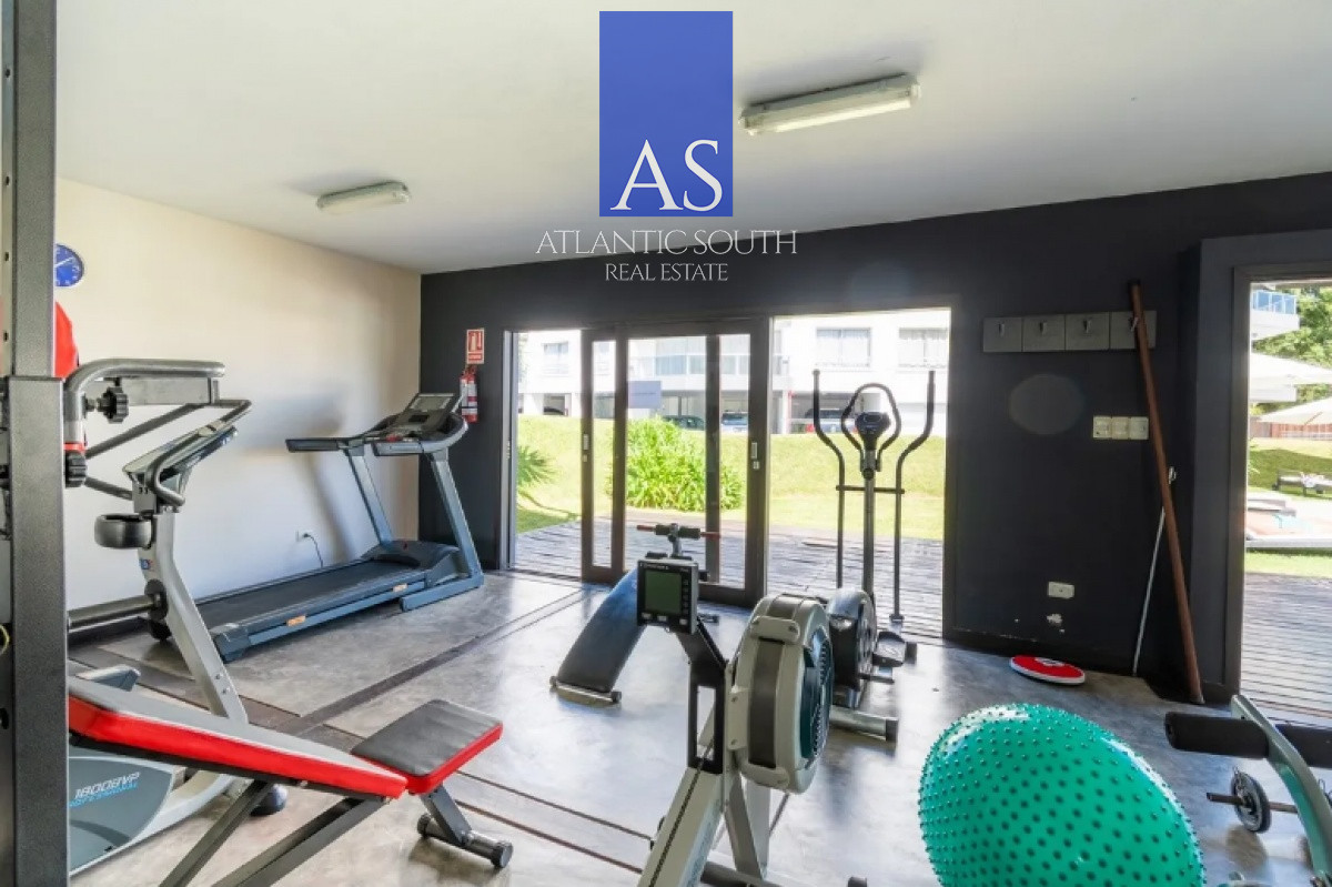 Apartamento ID.3994 - Apartamento frente al mar 3 dormitorios Playa Mansa Pinares Punta del Este