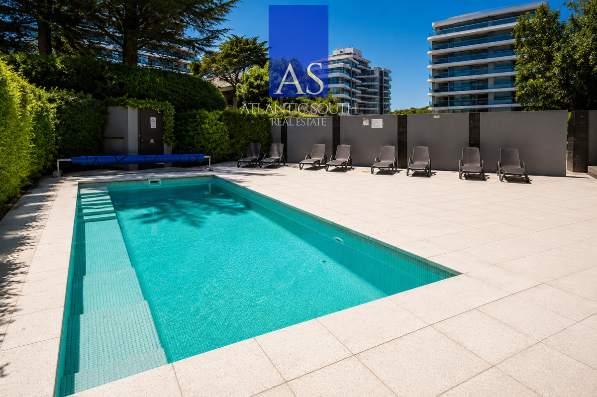 Apartamento ID.4813 - Apartamento de 1 Dormitorio con Terraza y Cochera en Torre Tamaro