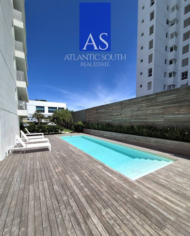 Apartamento ID.4082 - Apartamento a estrenar venta 1 dormitorio frente a metros del mar terraza garage Playa Mansa Punta del Este