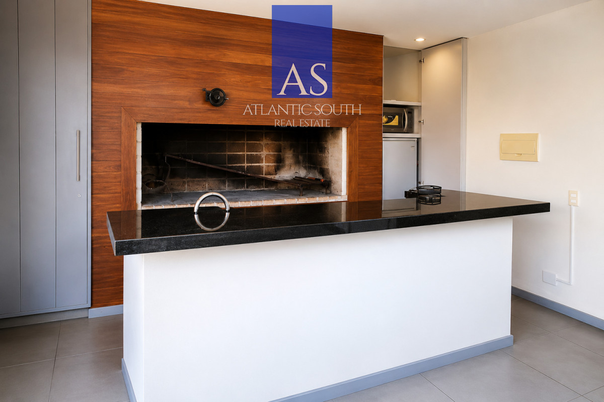 Apartamento ID.4813 - Apartamento de 1 Dormitorio con Terraza y Cochera en Torre Tamaro