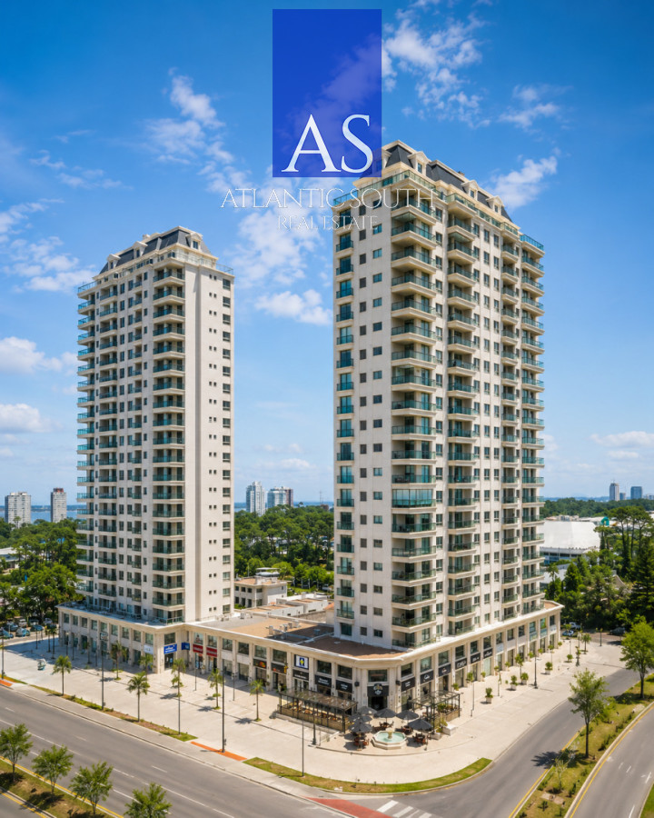 Apartamento ID.4872 - Piso Alto Esquinero en Place Lafayette con Vista al Mar y la Península