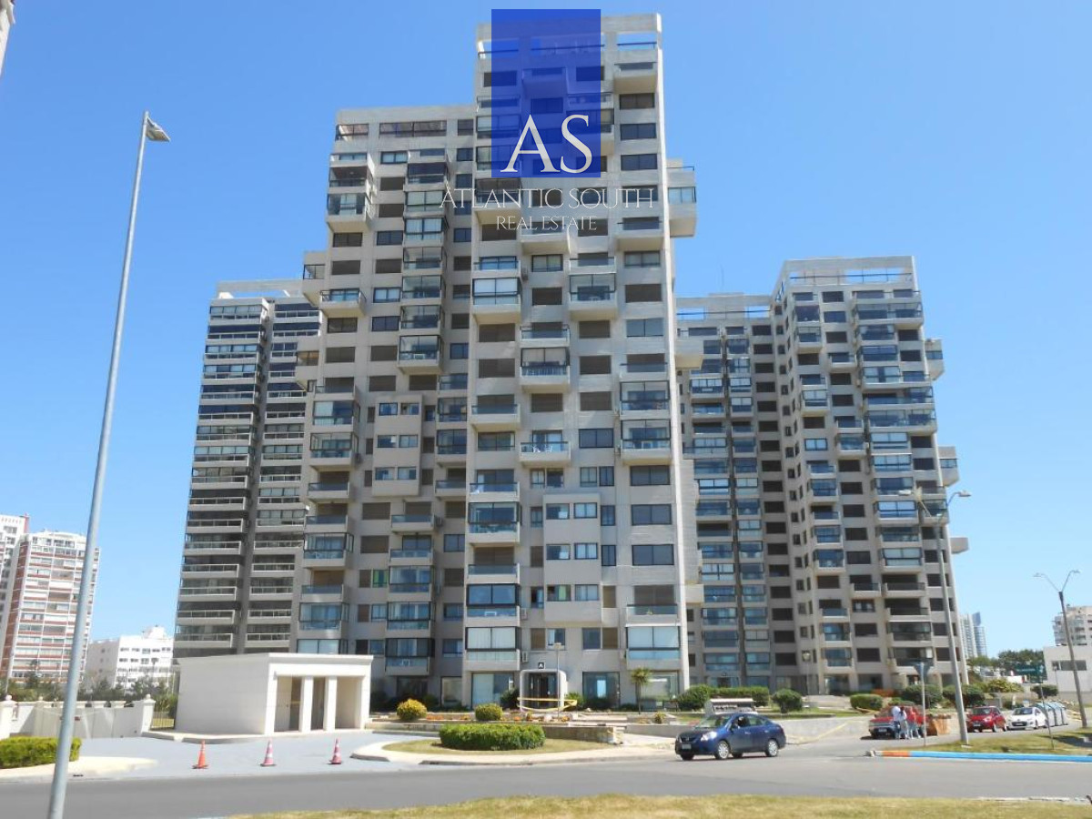 Apartamento ID.4438 - Apartamento 3 dormitorios terraza garage con vista al mar Península Punta del Este
