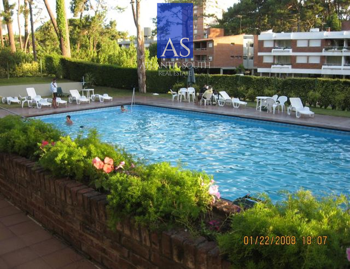 Apartamento ID.1258 - Oportunidad 3 dormitorios con parrillero propio Playa Mansa 