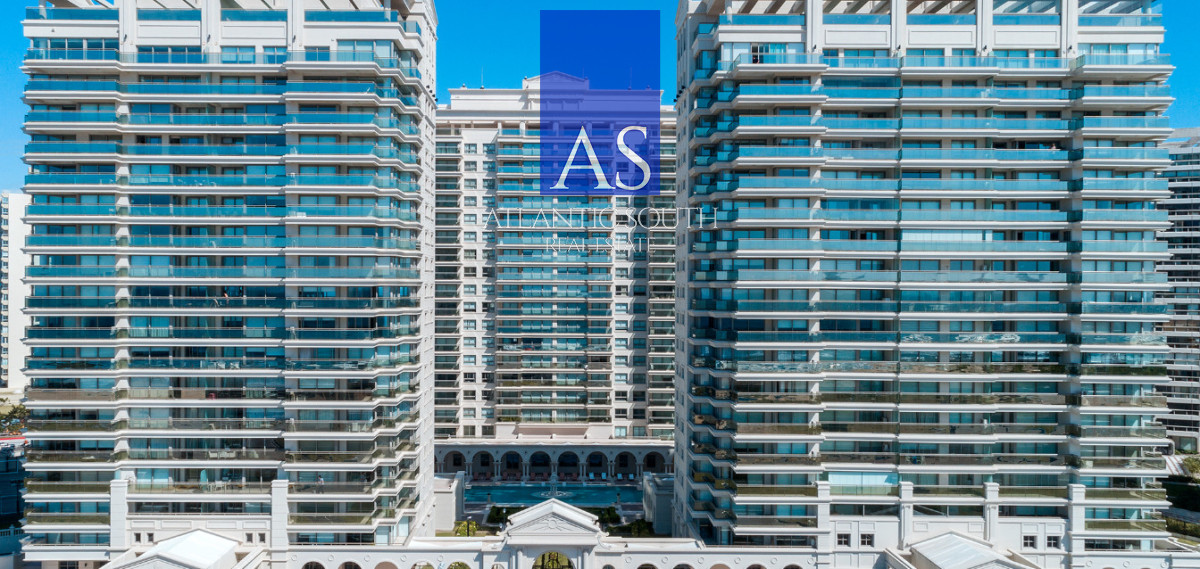 Apartamento ID.3856 - Apartamento de 3 dormitorios en suite frente al mar en Torre Imperiale Playa Brava Punta del Este