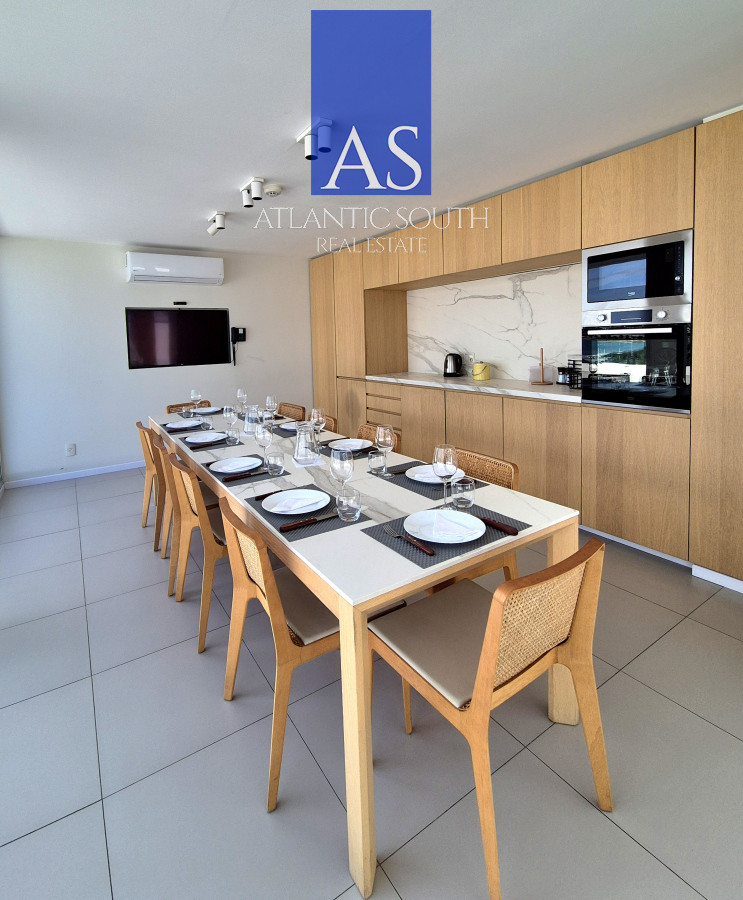 Apartamento ID.4082 - Apartamento a estrenar venta 1 dormitorio frente a metros del mar terraza garage Playa Mansa Punta del Este