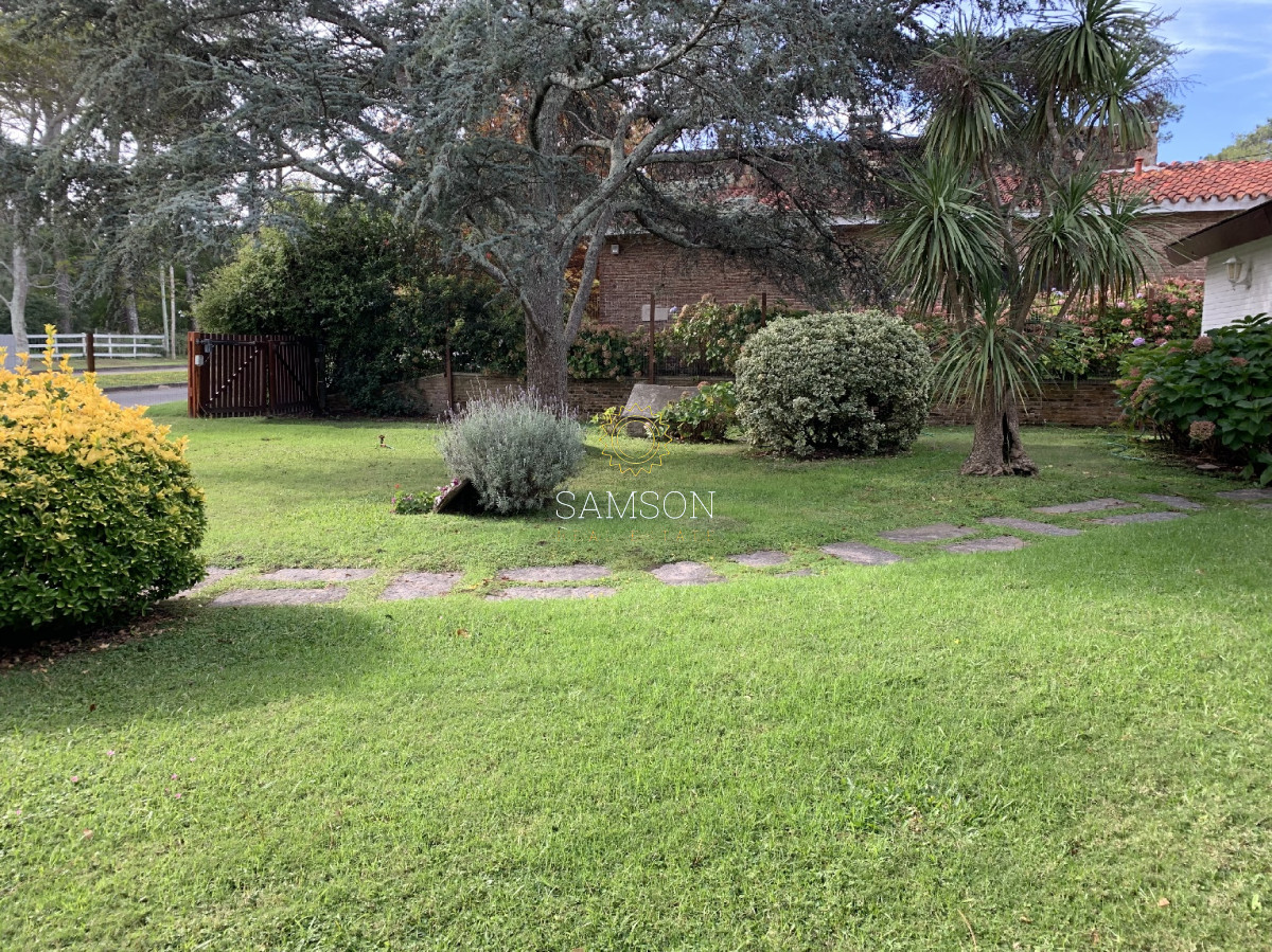 Casa ID.66954 - Casa en venta Parada 16 de Playa mansa Punta del Este