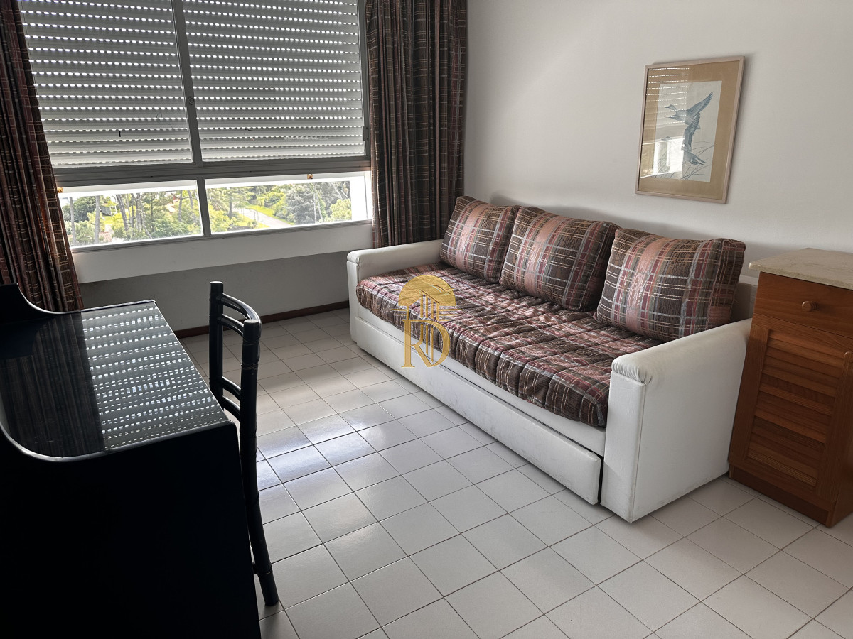 EN VENTA APARTAMENTO PISO ALTO  3 DORMITORIOS -id-294-23