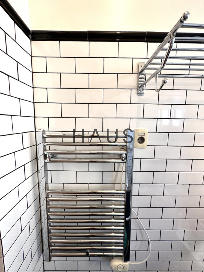 Apartamento ID.727 - Venta de excelente apartamento de un dormitorio en emblemático edificio sobre la calle 20