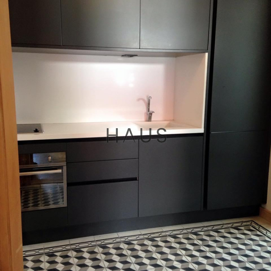 Apartamento ID.727 - Venta de excelente apartamento de un dormitorio en emblemático edificio sobre la calle 20