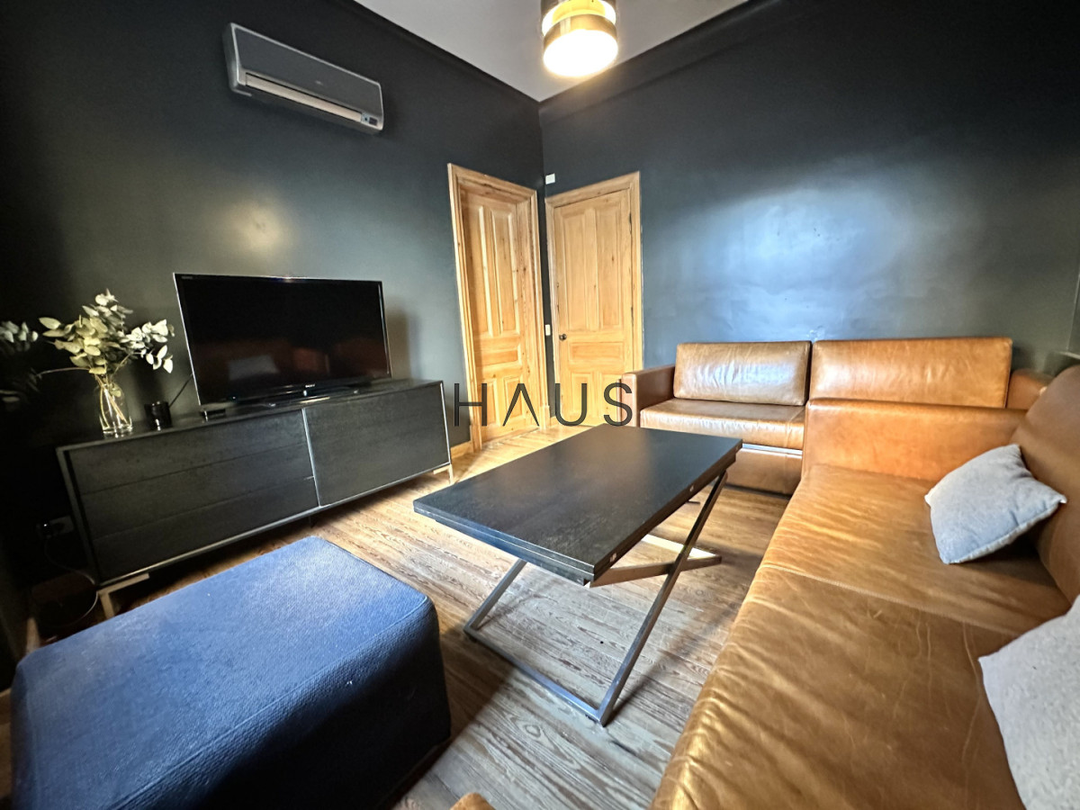 Apartamento ID.727 - Venta de excelente apartamento de un dormitorio en emblemático edificio sobre la calle 20