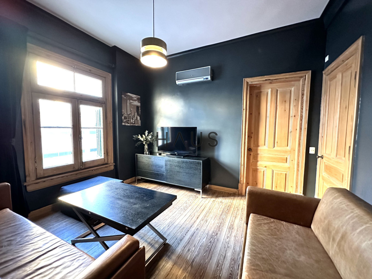 Apartamento ID.727 - Venta de excelente apartamento de un dormitorio en emblemático edificio sobre la calle 20