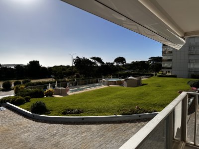 ESPECTACULAR APARTAMENTO SOBRE PLAYA MANSA