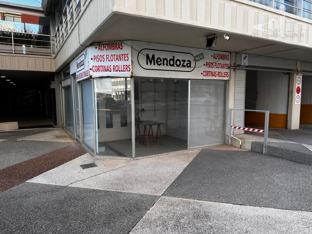 VENTA DE LOCAL A LA CALLE - CMP234397L