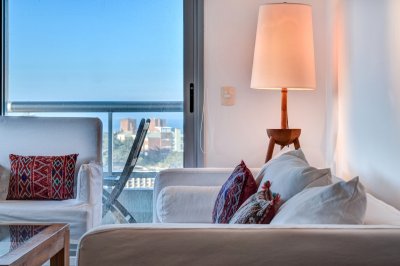 Vende apartamento de 2 dormitorios en Quartier del Mar, Punta del Este