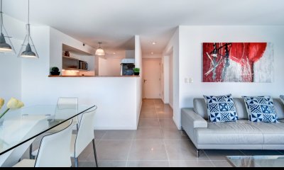 Vende apartamento de 2 dormitorios en Quartier del mar, Punta del Este