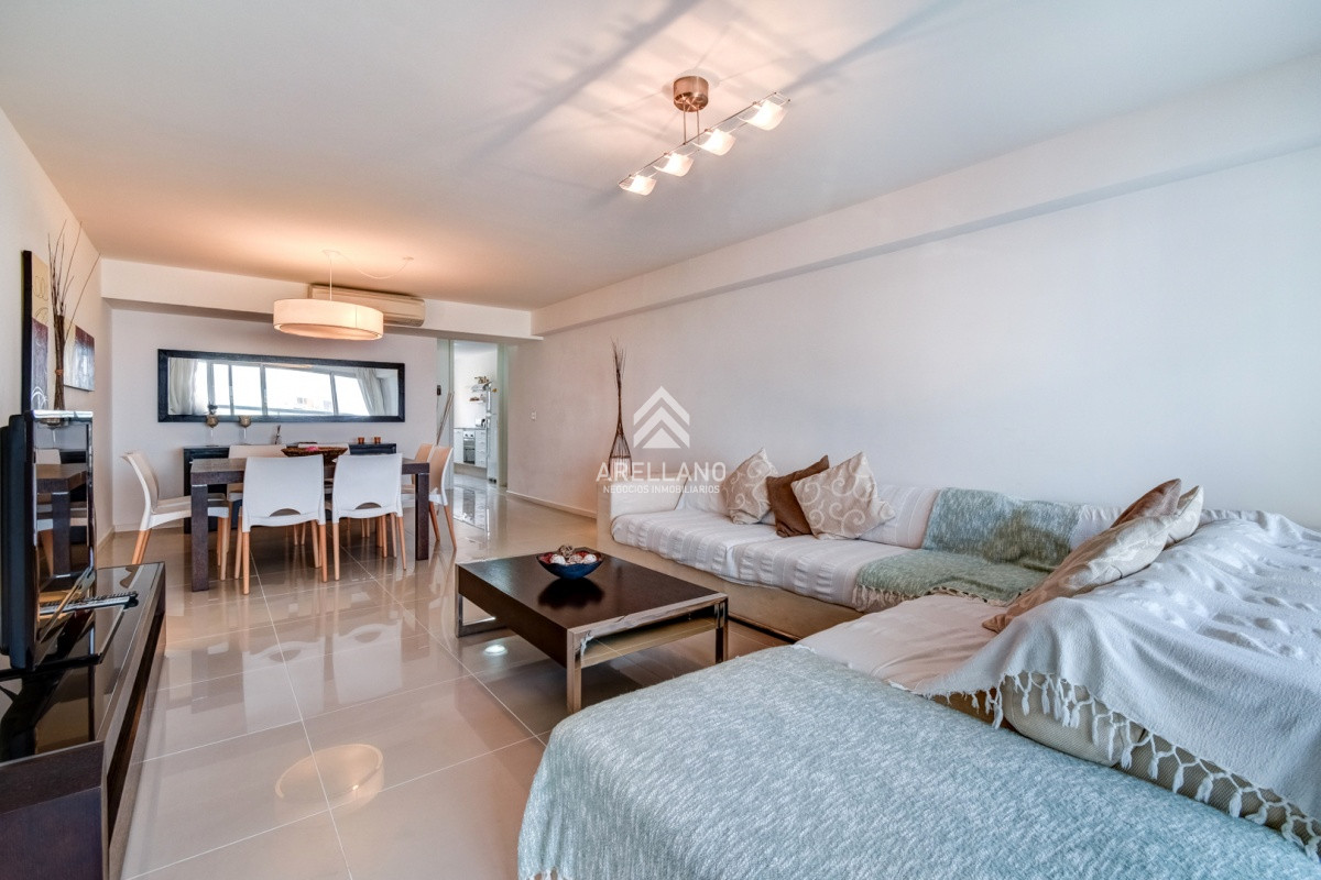 Apartamento ID.3868 - 3 dormitorios playa brava, torre con servicios