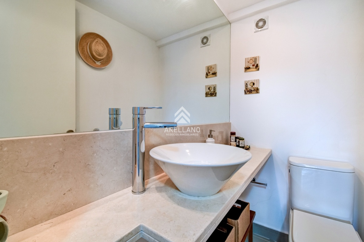 Apartamento ID.3868 - 3 dormitorios playa brava, torre con servicios