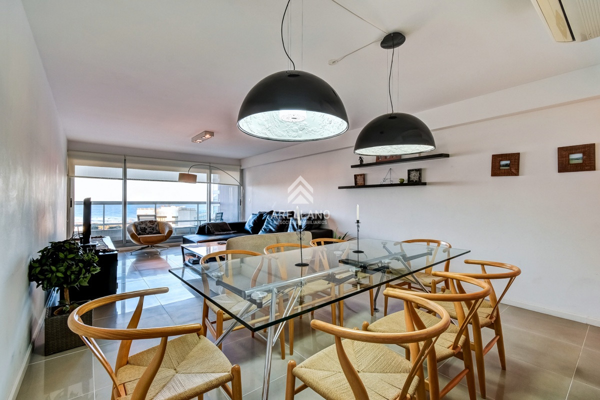 Apartamento ID.3827 - 3 dormitorios playa brava