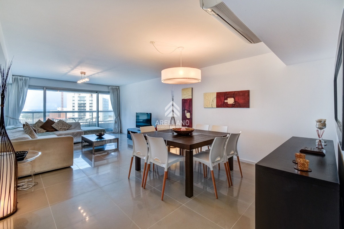 Apartamento ID.3868 - 3 dormitorios playa brava, torre con servicios