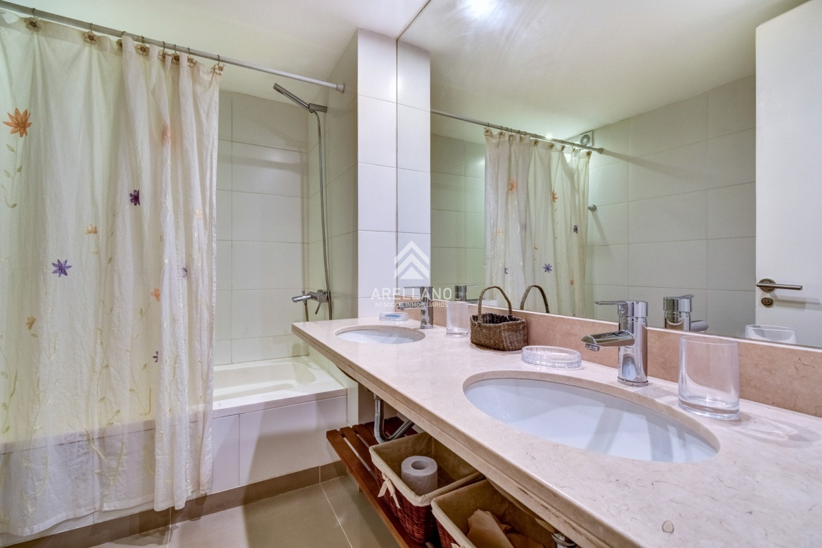 Apartamento ID.3868 - 3 dormitorios playa brava, torre con servicios