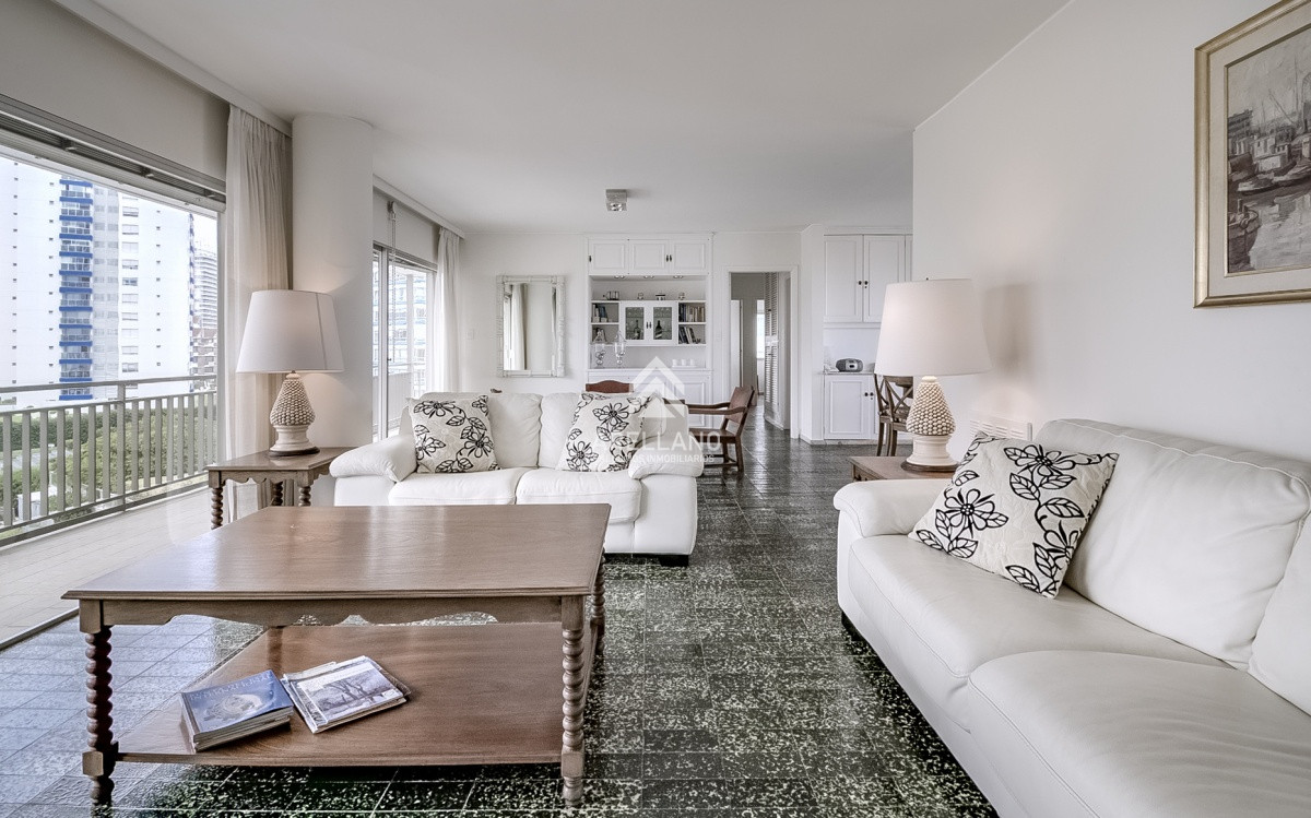 Apartamento ID.1881 - Venta apartamento 3 dormitorios 