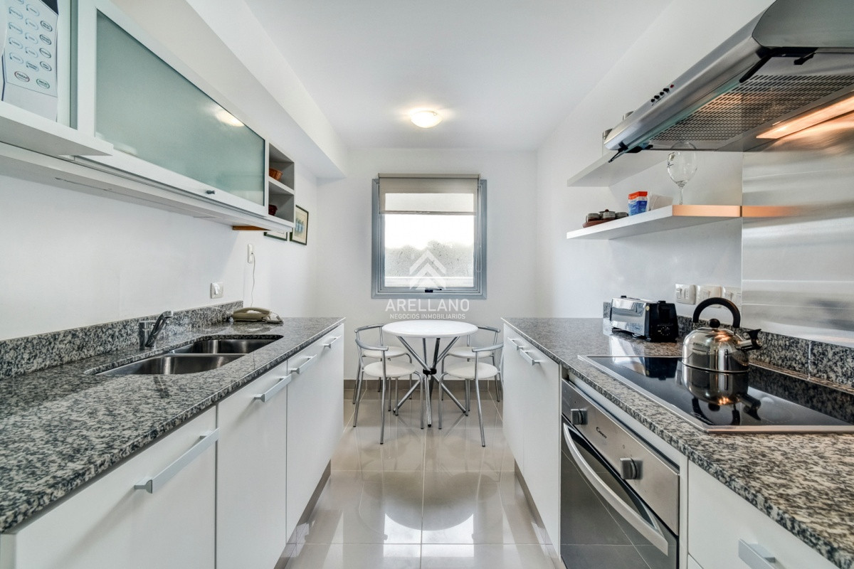 Apartamento ID.3868 - 3 dormitorios playa brava, torre con servicios