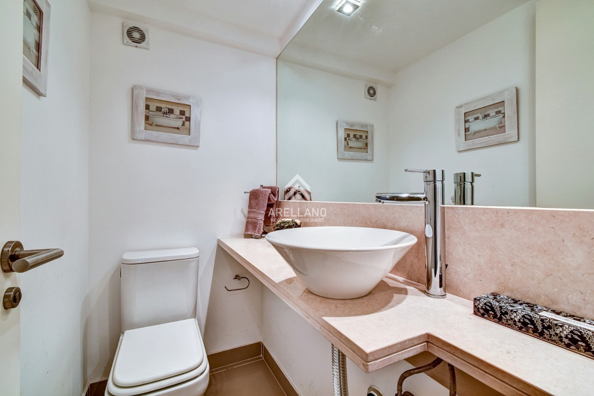 Apartamento ID.3827 - 3 dormitorios playa brava