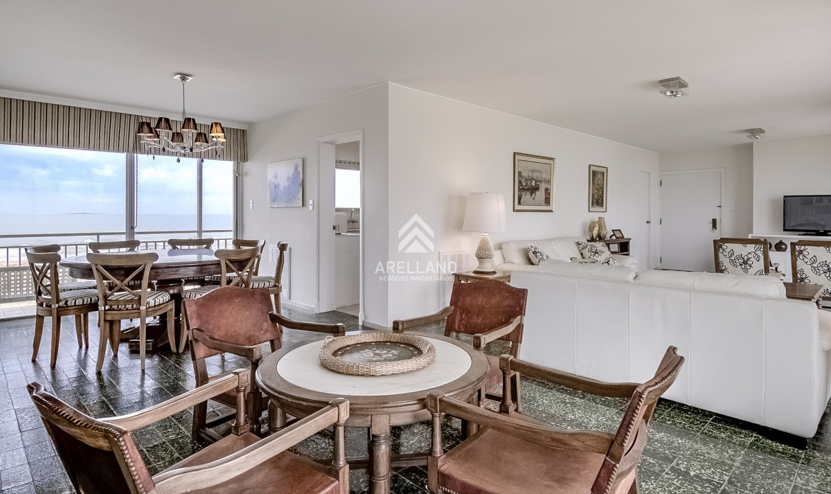 Apartamento ID.1881 - Venta apartamento 3 dormitorios 