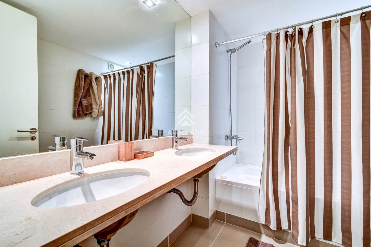 Apartamento ID.3827 - 3 dormitorios playa brava