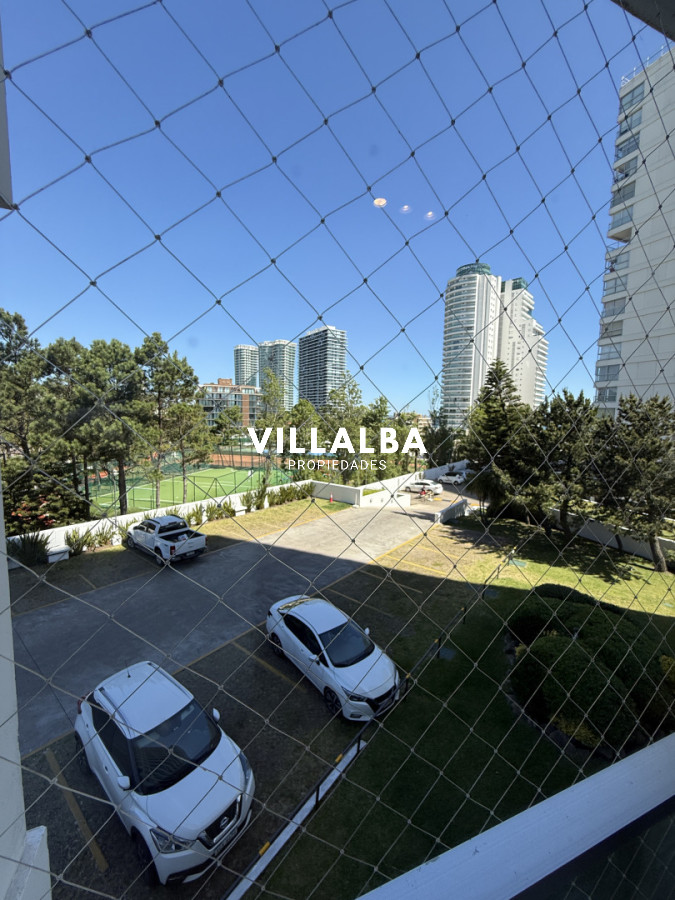 Apartamento ID.4141 - Excelente Apartamento de 3 Dormitorios en Torre Wilson, Frente al Mar
